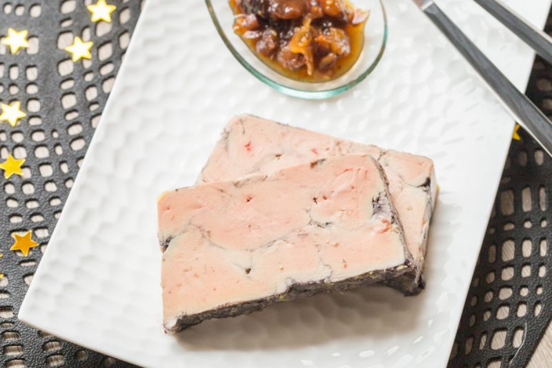 Recette de foie gras poché en gelée de vin épicé, noël