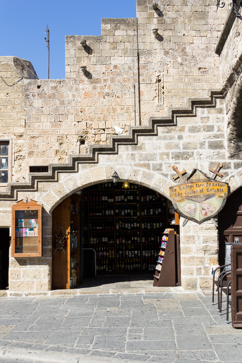 Rhodes - Ville fortifiée - Square Hypocrate