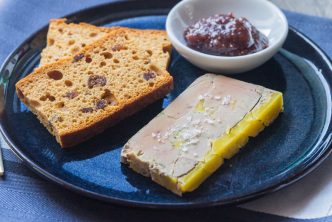 Terrine de foie gras à l'alsacienne