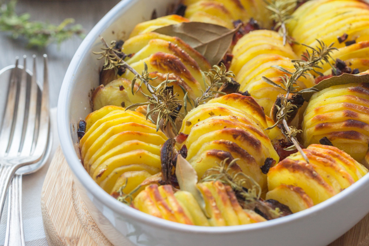Pommes de terres rôties au four facile : découvrez les recettes de Cuisine  Actuelle