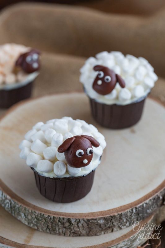 Cupcake décor mouton