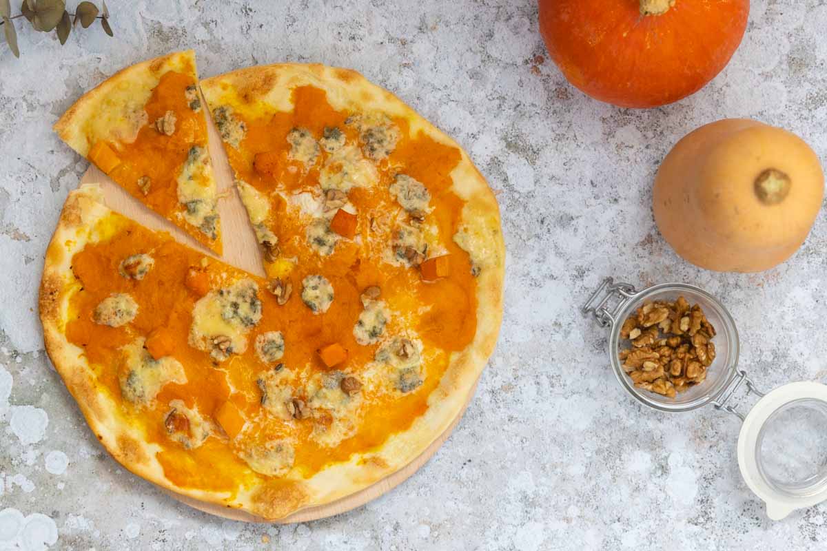 Recette Pizza à la courge et au bleu