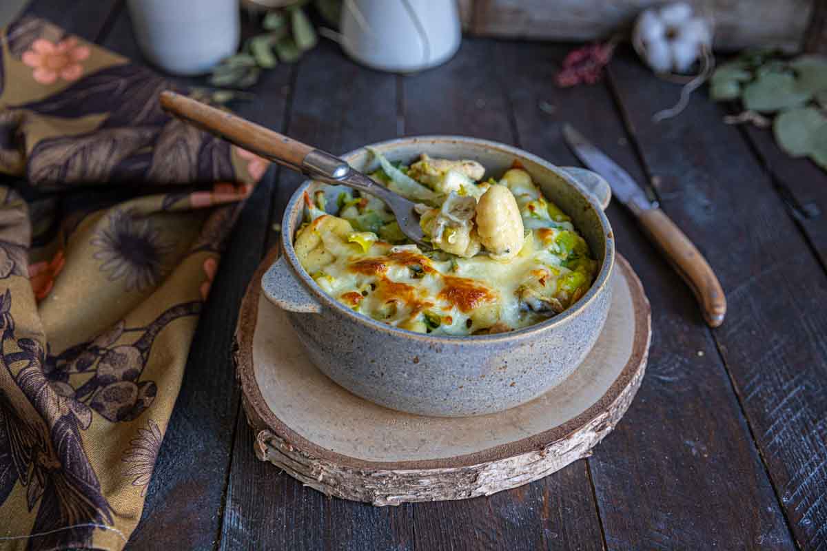 Recette de gratin de gnocchis aux poireaux et poulet