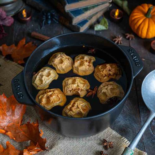 Recette de jus de pommes chaud aux pommes séchées pour Halloween