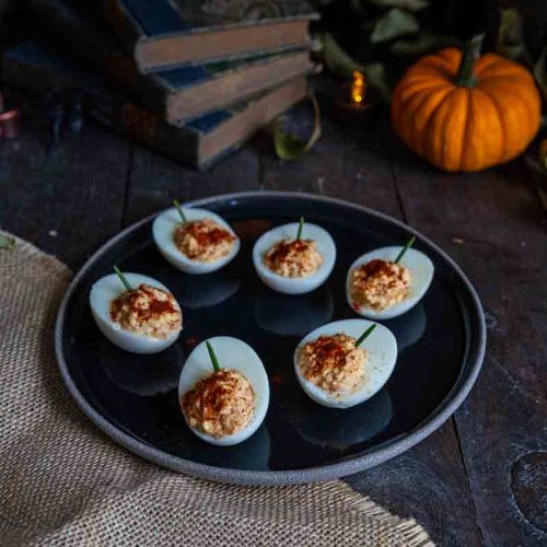 Recette d'oeufs mimosa façon citrouille pour Halloween