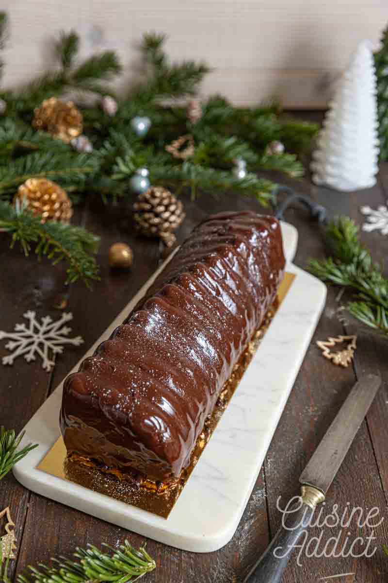 Bûche de Noël au praliné