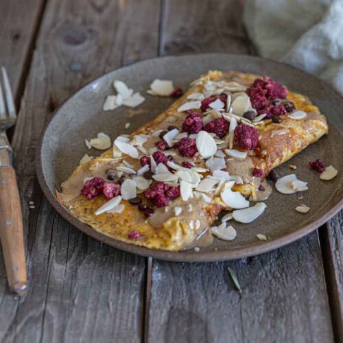 Recette d'omelette sucrée à la banane et graines de chia