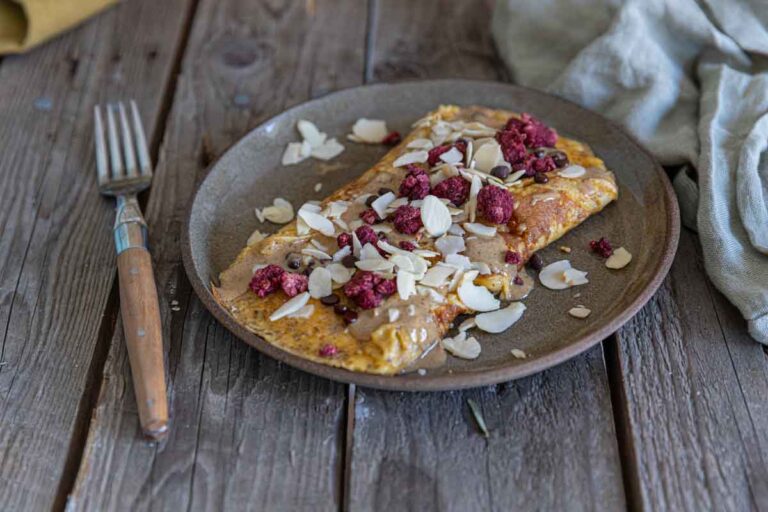 Recette d'omelette sucrée à la banane et graines de chia