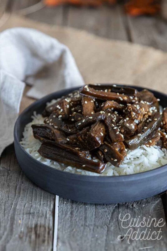 Aubergines laquées sauce soja miel et graines de sésame